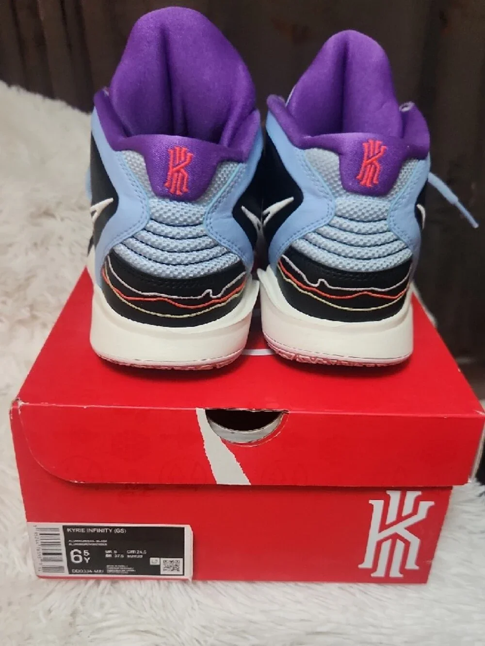 Nike KYRIE INFINITY Kids Purple Blue Camo Sneakers - Picture 4 of 6